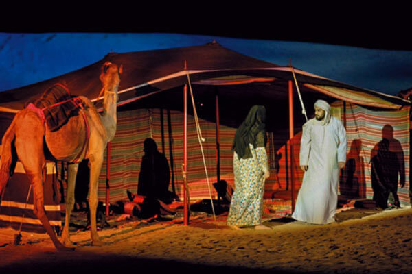 Sharjah_Desert_Theater_Festival